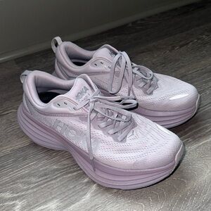 HOKA BONDI 8